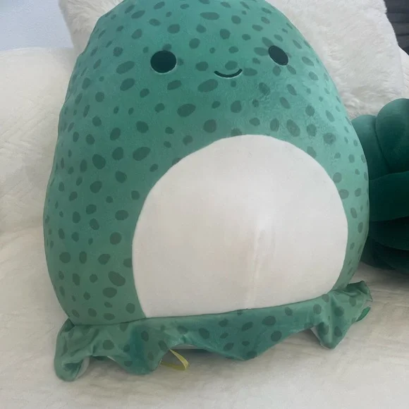 NWT Squishmallows Forina Teal and Gray Jellyfish Plush - Picture 6 of 8